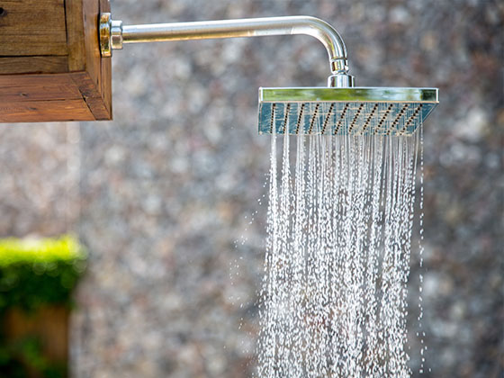 浴室顶喷的选购与安装维护